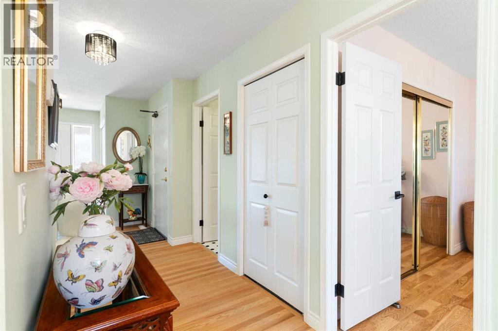 34, 118 Strathcona Road, Calgary, Alberta  T3H 1P3 - Photo 21 - A2280441