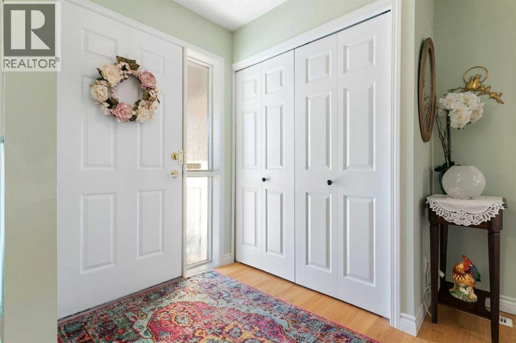 34, 118 Strathcona Road, Calgary, Alberta  T3H 1P3 - Photo 5 - A2280441