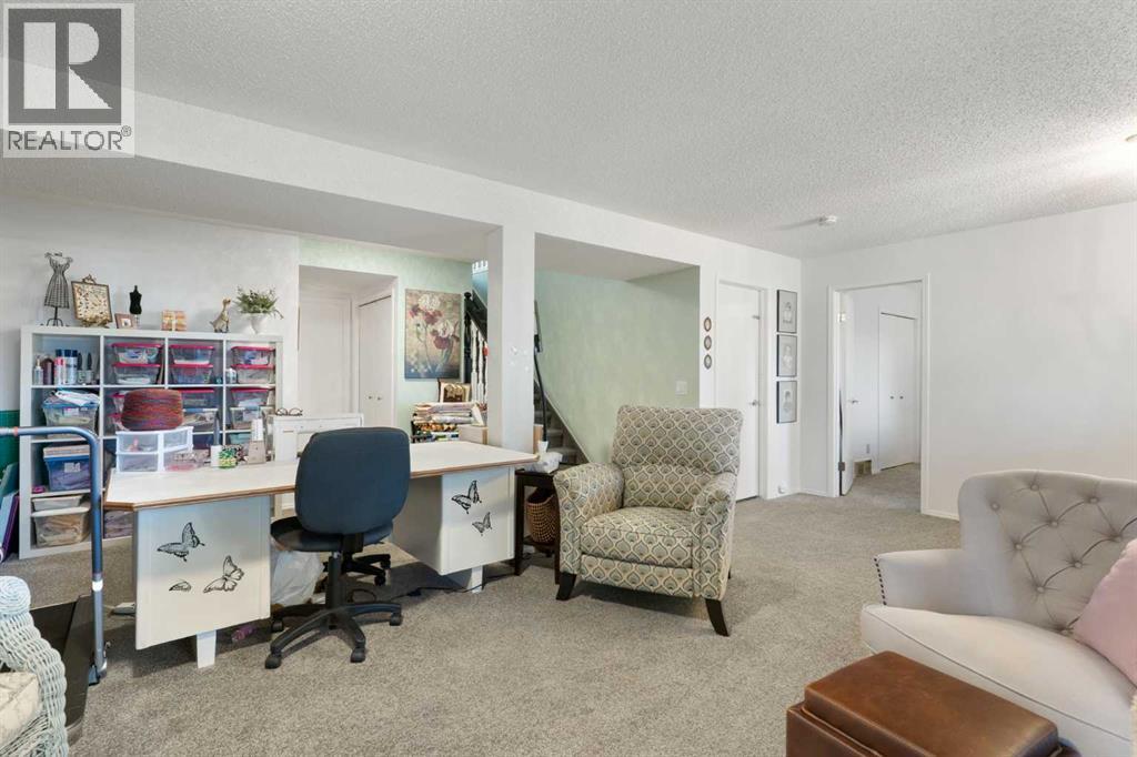 34, 118 Strathcona Road, Calgary, Alberta  T3H 1P3 - Photo 32 - A2280441