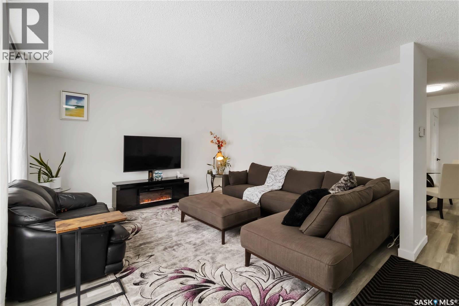 321 Guelph Crescent, Saskatoon, Saskatchewan  S7H 4R1 - Photo 3 - SK027842