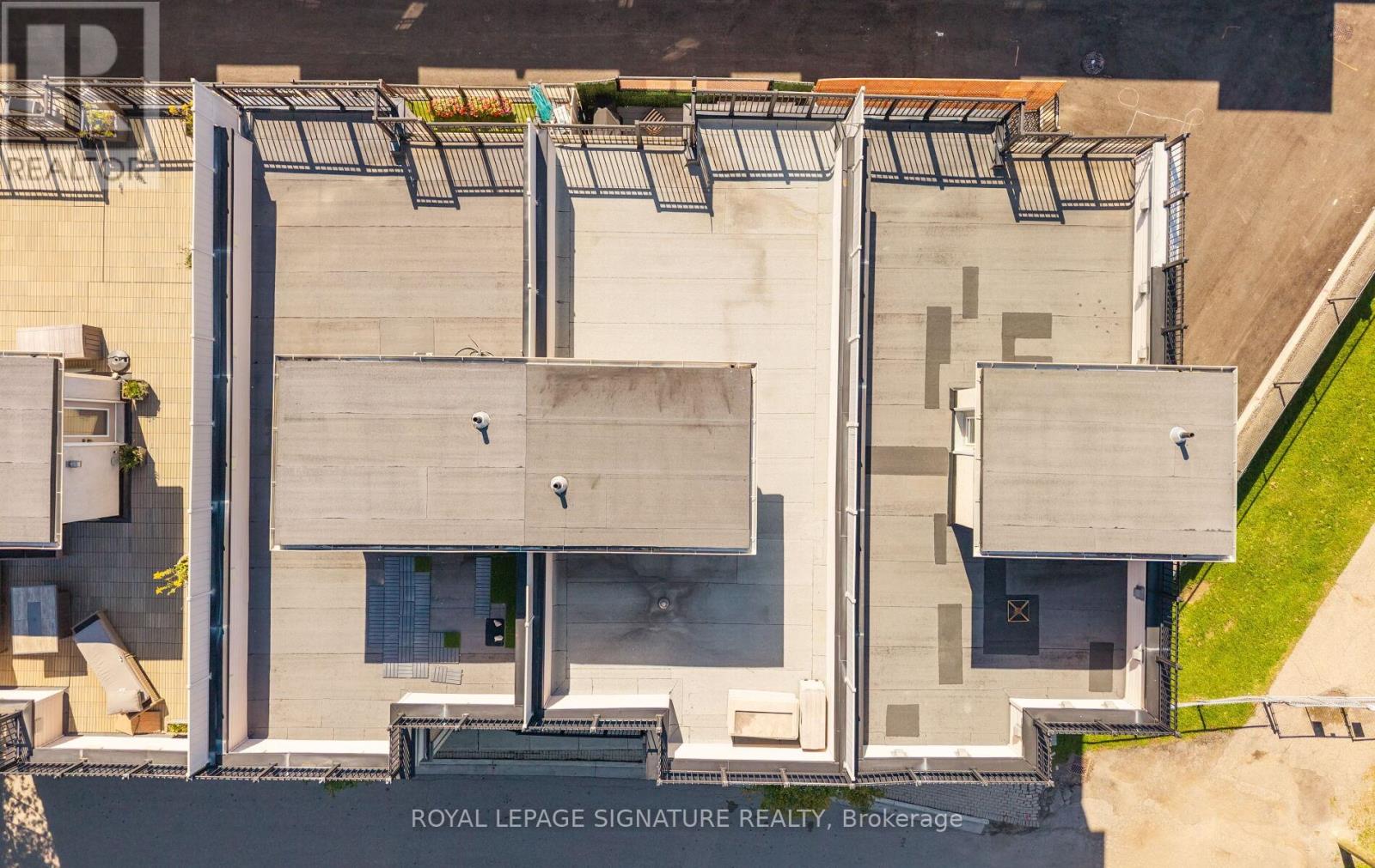 30 Legion Road, Toronto, Ontario  M8V 4C5 - Photo 41 - W12754496