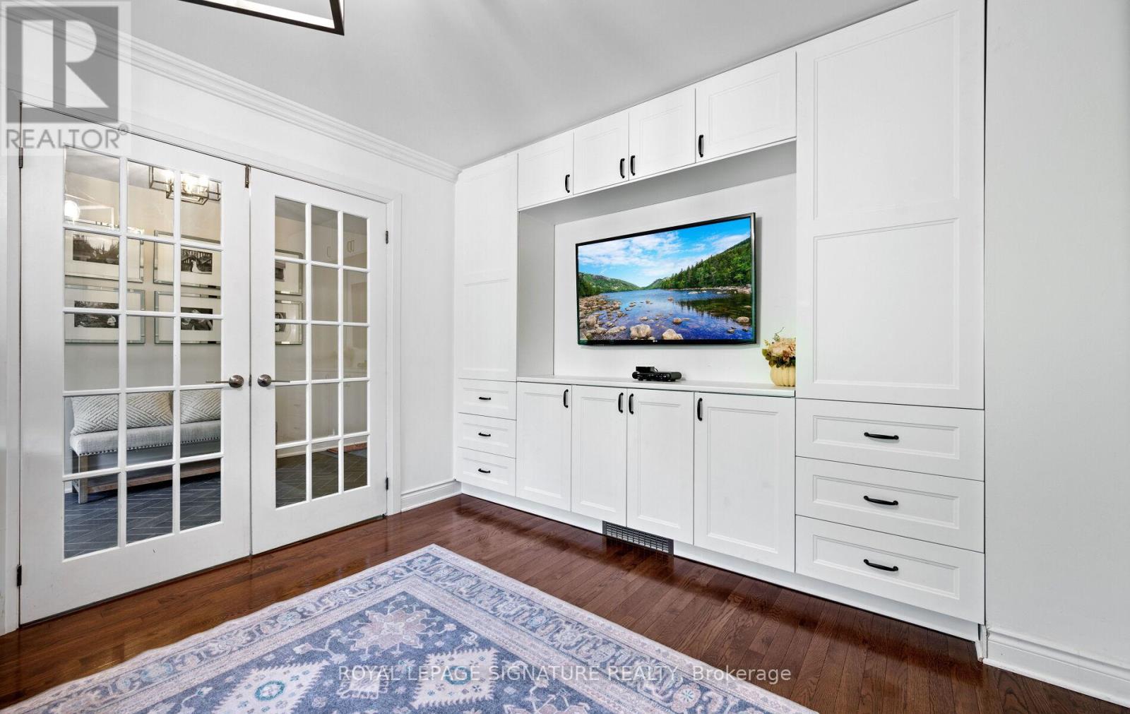 30 Legion Road, Toronto, Ontario  M8V 4C5 - Photo 7 - W12754496