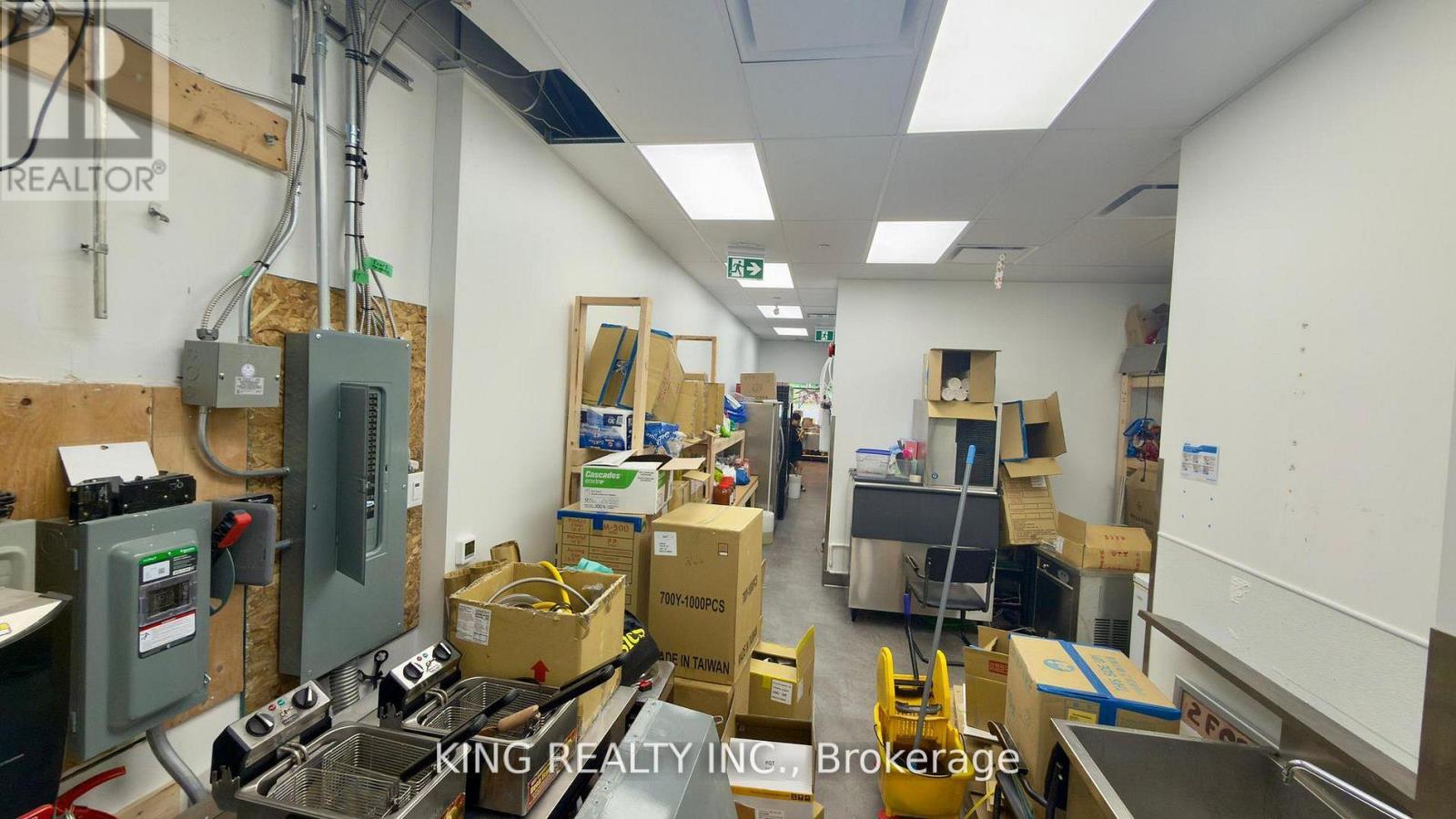 966 Dundas Street E, Mississauga, Ontario  L4Y 4H5 - Photo 10 - W12754498