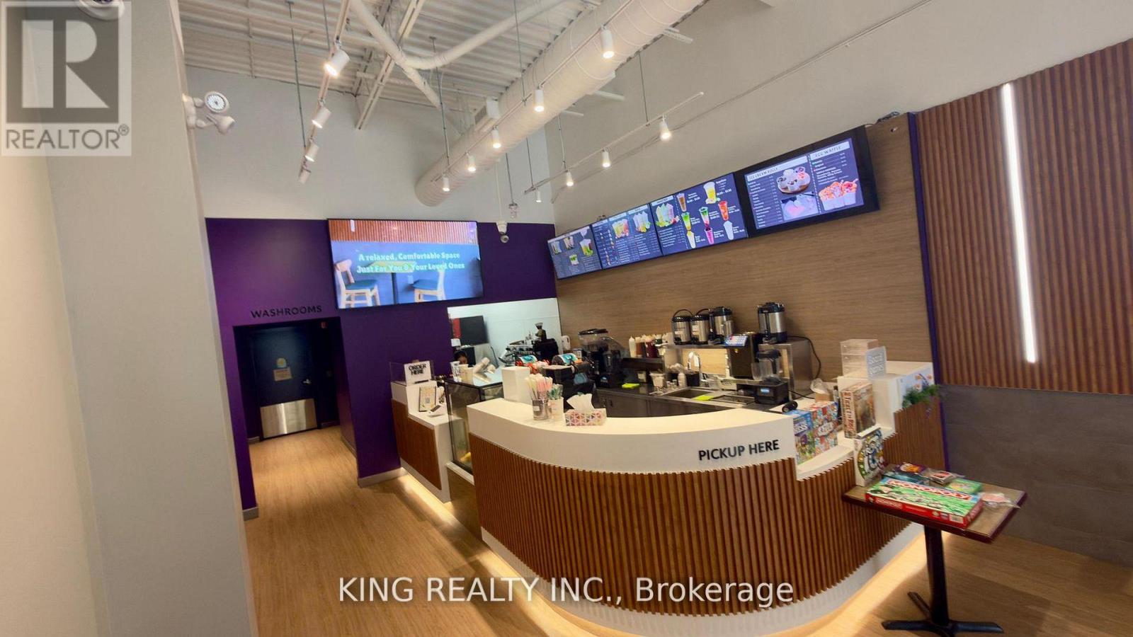 966 Dundas Street E, Mississauga, Ontario  L4Y 4H5 - Photo 5 - W12754498