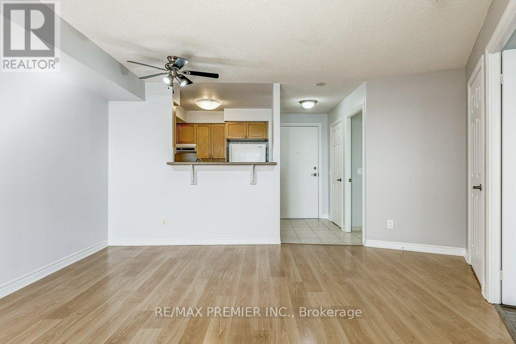 1622 - 700 Humberwood Boulevard, Toronto, Ontario  M9W 7J4 - Photo 13 - W12754514