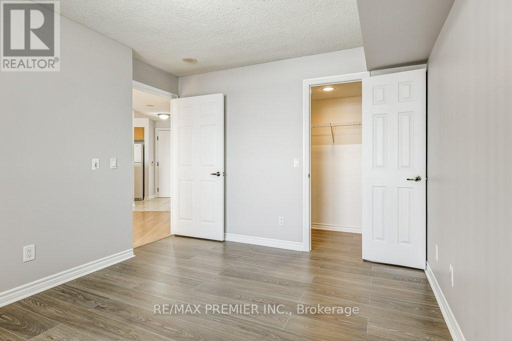 1622 - 700 Humberwood Boulevard, Toronto, Ontario  M9W 7J4 - Photo 19 - W12754514