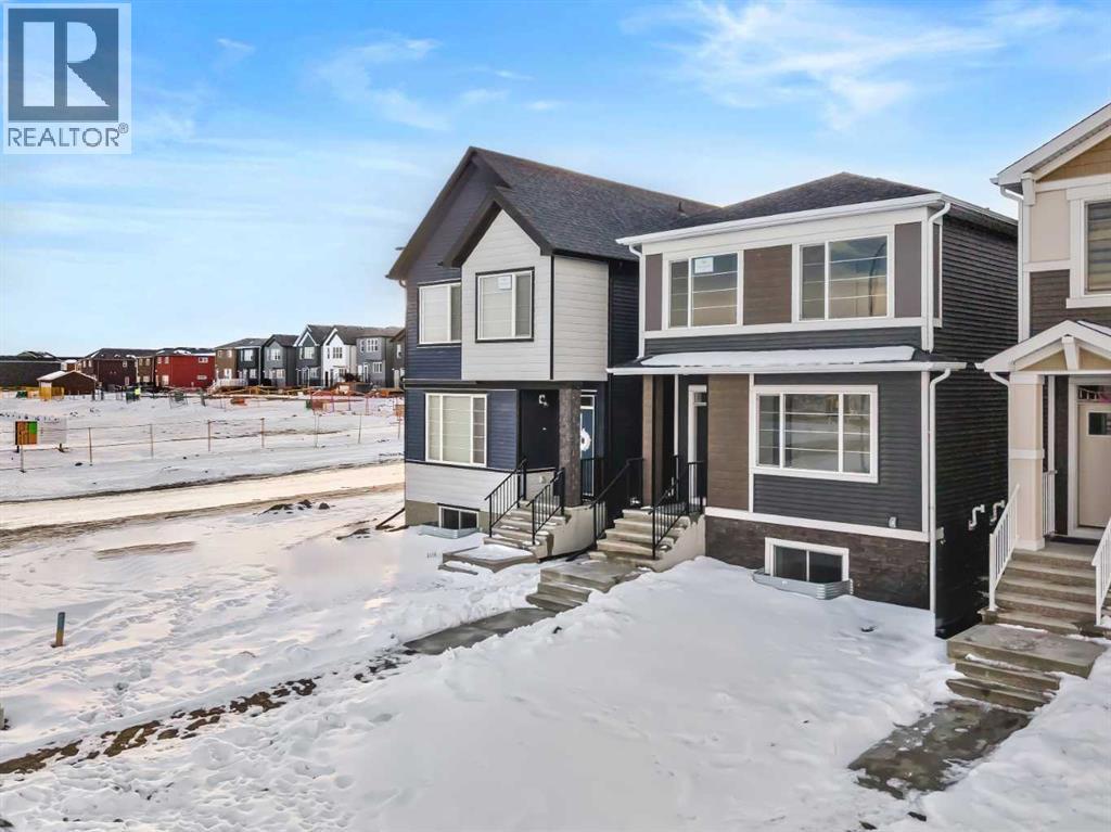 751 Homestead Drive Ne, Calgary, Alberta  T3J 5V3 - Photo 3 - A2281791