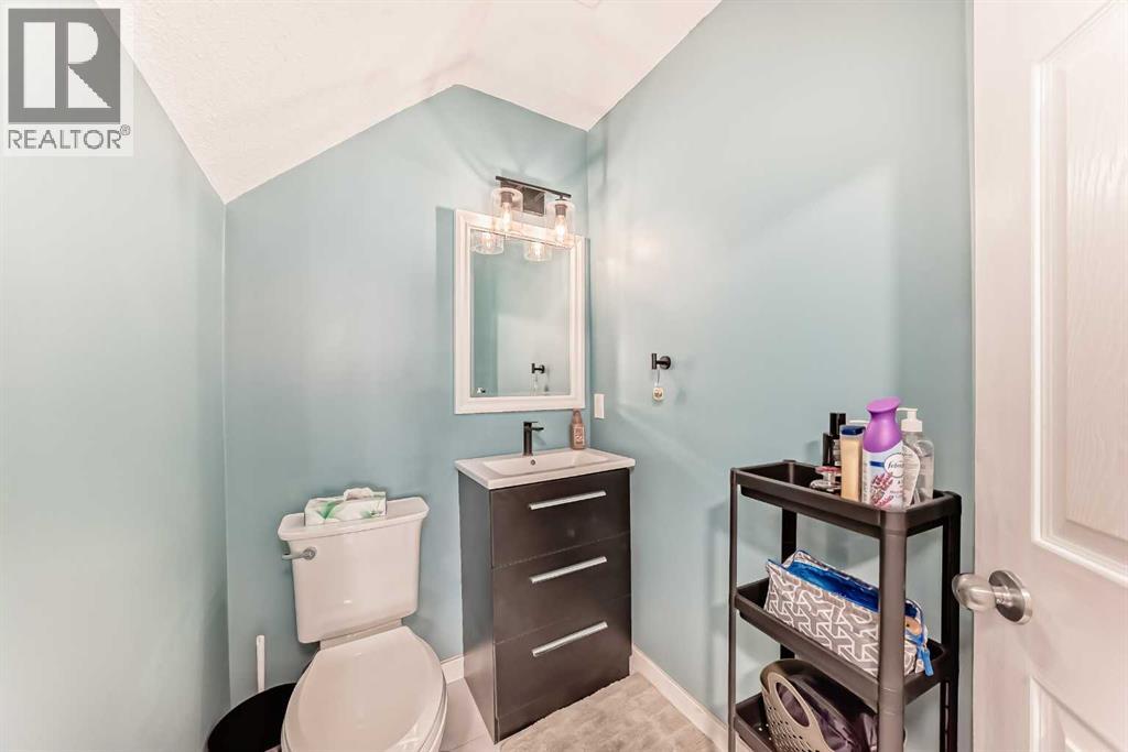 271 Prestwick Acres Lane Se, Calgary, Alberta  T2Z 3X9 - Photo 14 - A2282515