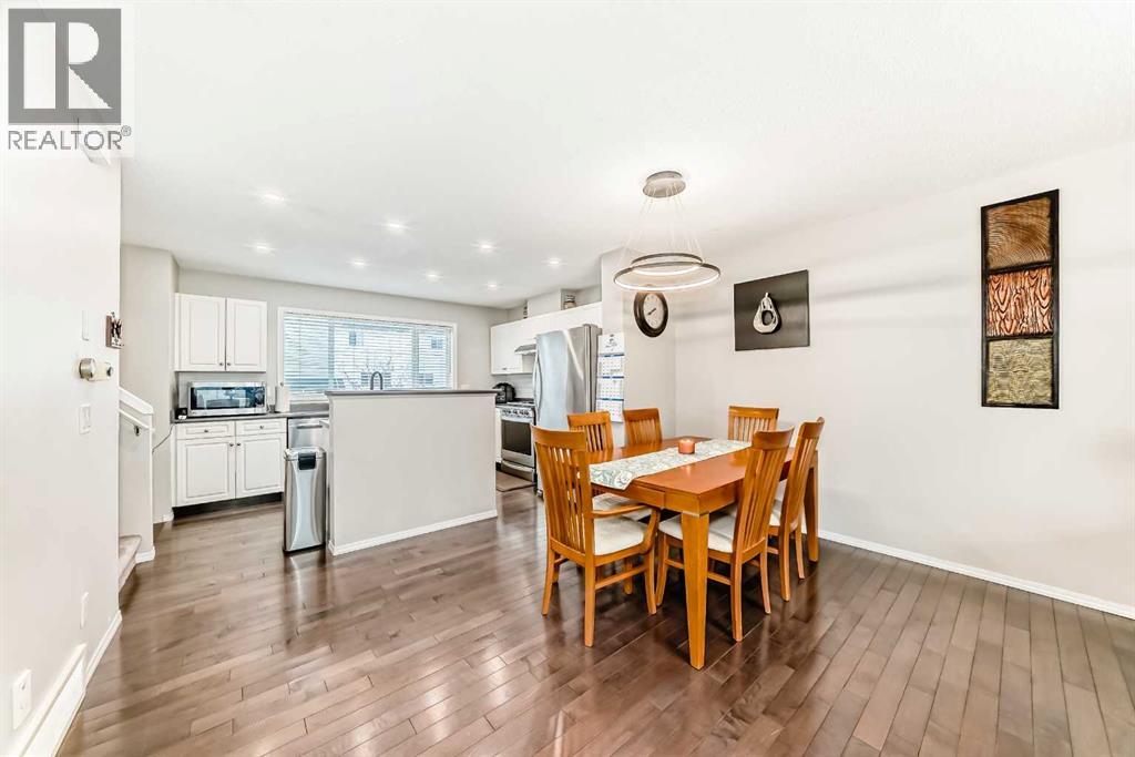 271 Prestwick Acres Lane Se, Calgary, Alberta  T2Z 3X9 - Photo 7 - A2282515