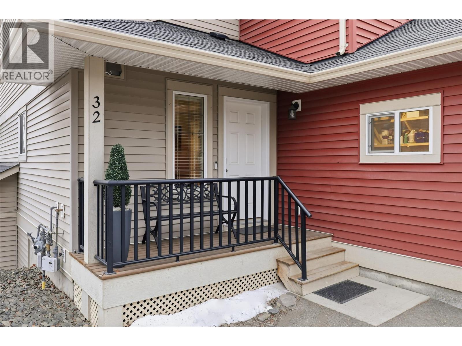 1900 Hugh Allan Drive Unit# 32, Kamloops, British Columbia  V1S 0A8 - Photo 3 - 10374767