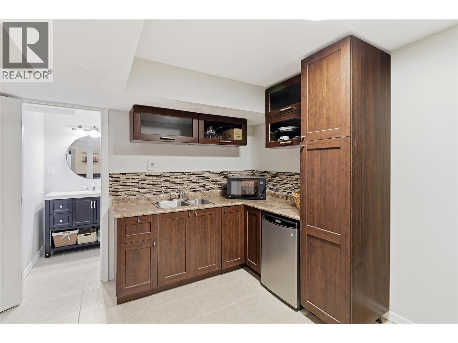 1900 Hugh Allan Drive Unit# 32, Kamloops, British Columbia  V1S 0A8 - Photo 39 - 10374767