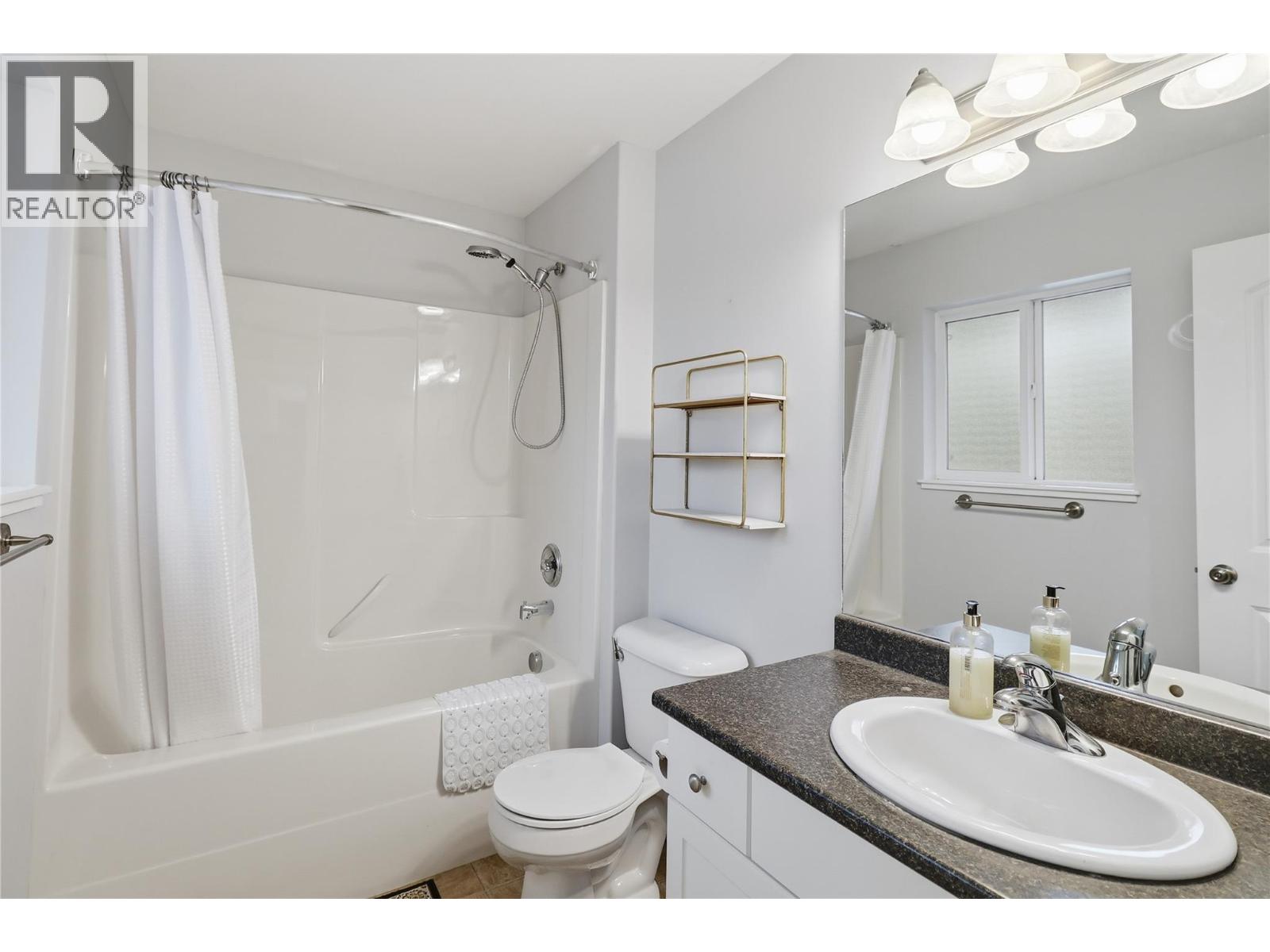 1900 Hugh Allan Drive Unit# 32, Kamloops, British Columbia  V1S 0A8 - Photo 31 - 10374767