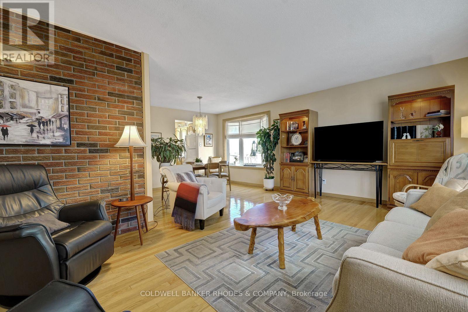 1550 Northdale Street, Ottawa, Ontario  K1B 4G8 - Photo 9 - X12754708