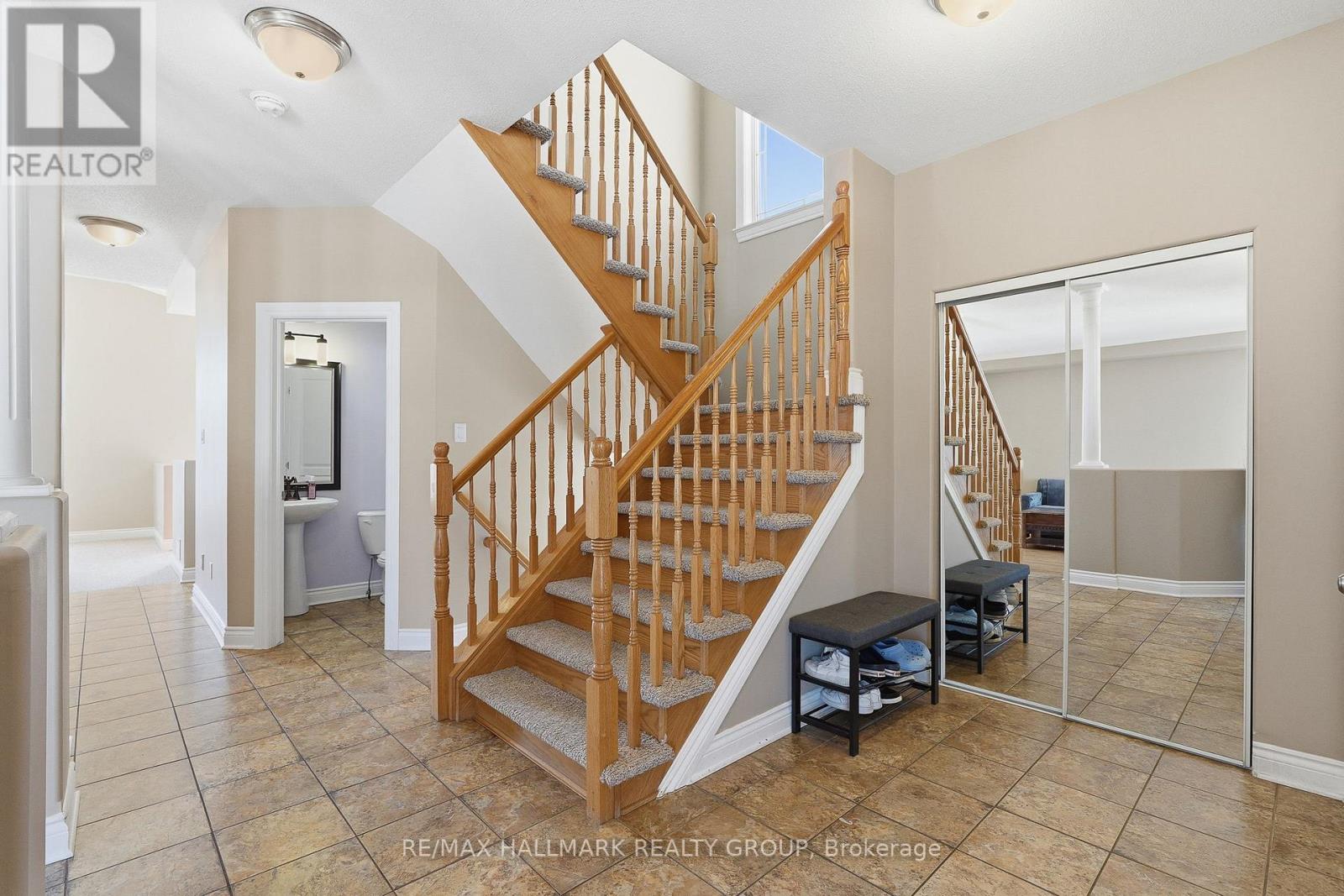 109 Thivierge Court, Clarence-Rockland, Ontario  K4K 0E7 - Photo 5 - X12754740