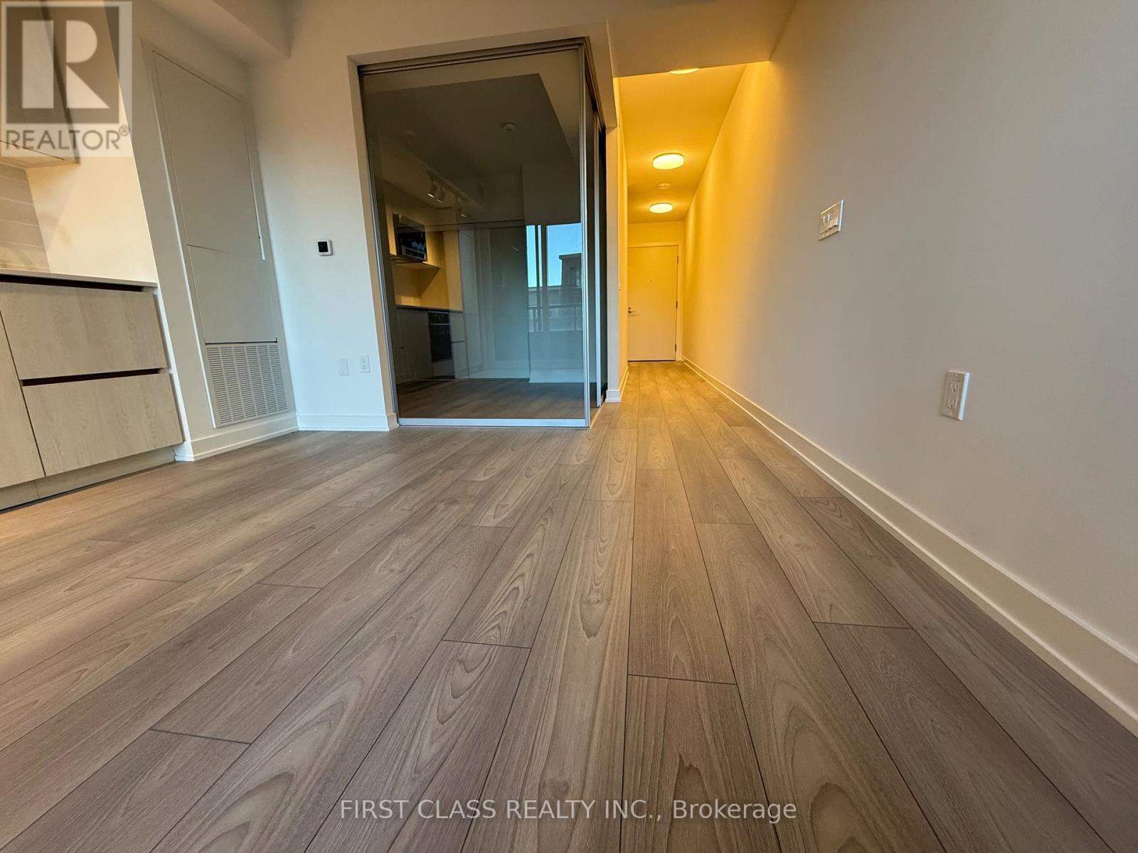 318s - 110 Broadway Avenue, Toronto, Ontario  M4P 1V7 - Photo 3 - C12745292