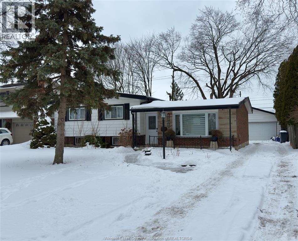 4307 Ashfield Crescent Unit# Main, Windsor, Ontario  N9G 2G8 - Photo 2 - 26002383