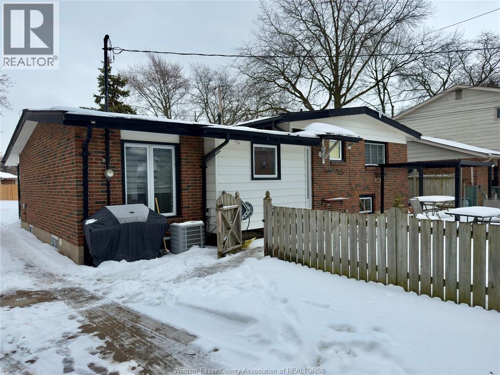 4307 Ashfield Crescent Unit# Main, Windsor, Ontario  N9G 2G8 - Photo 38 - 26002383