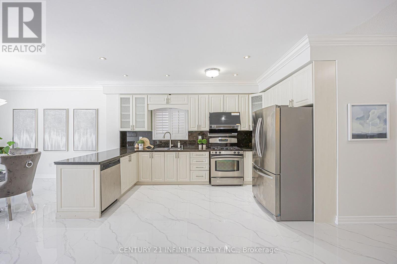 31 Gloria Crescent, Whitby, Ontario  L1P 1V4 - Photo 18 - E12754638