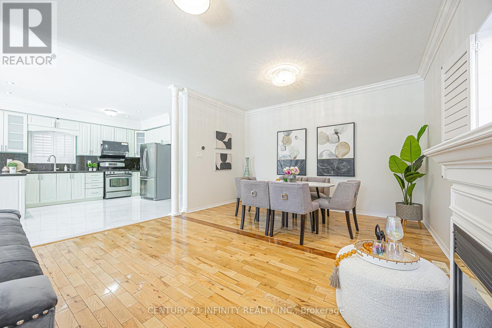 31 Gloria Crescent, Whitby, Ontario  L1P 1V4 - Photo 8 - E12754638