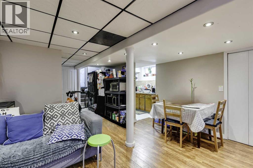 68 Woodglen Close Sw, Calgary, Alberta  T2W 4N1 - Photo 30 - A2274552