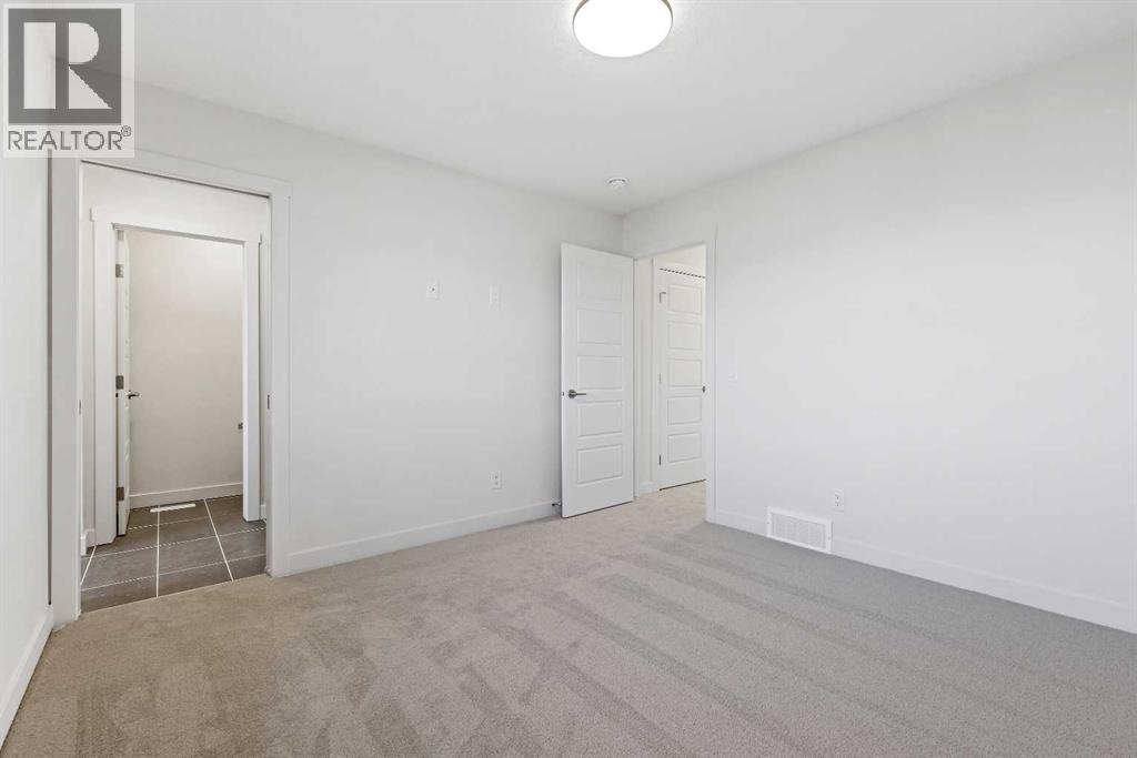 220 Waterford Heath, Chestermere, Alberta  T1X 2Z7 - Photo 40 - A2276236