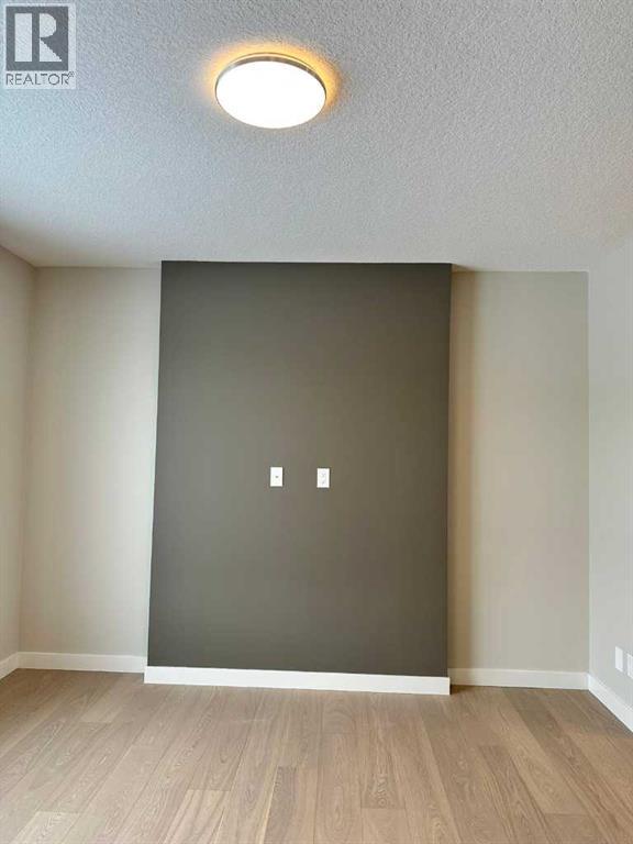 373 Waterford Boulevard, Chestermere, Alberta  T1X 2Z7 - Photo 3 - A2276688