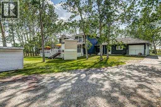 263236 Range Road 293, Rural Rocky View County, Alberta  T4A 0N3 - Photo 6 - A2283360