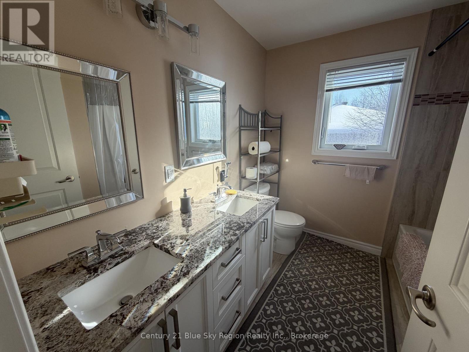 253 Kingsway Avenue, North Bay, Ontario  P1B 7V5 - Photo 11 - X12735058