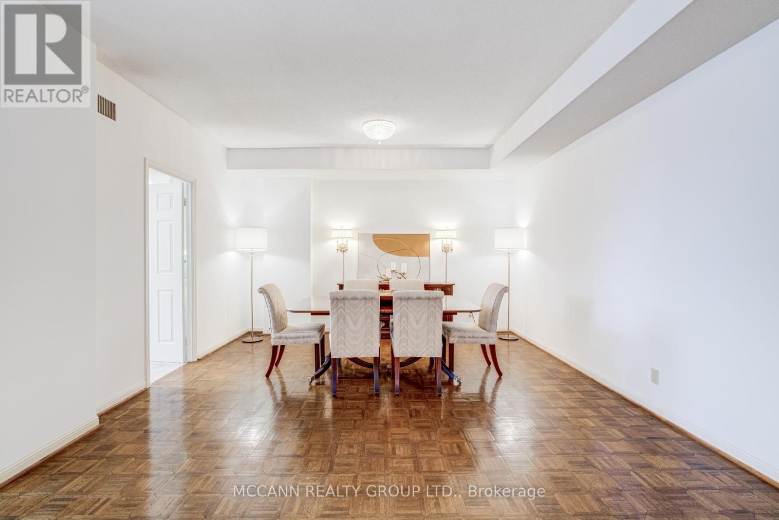 901 - 2900 Yonge Street, Toronto, Ontario  M4N 3N8 - Photo 13 - C12754606