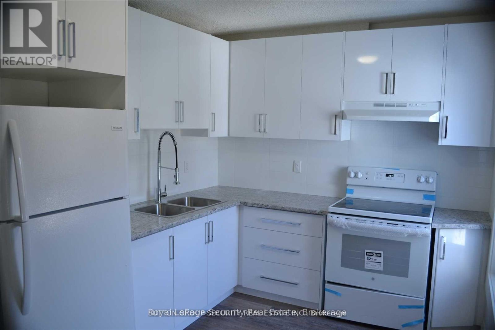 Upper - 6 Rusholme Park Crescent, Toronto, Ontario  M6J 2C9 - Photo 5 - C12754626