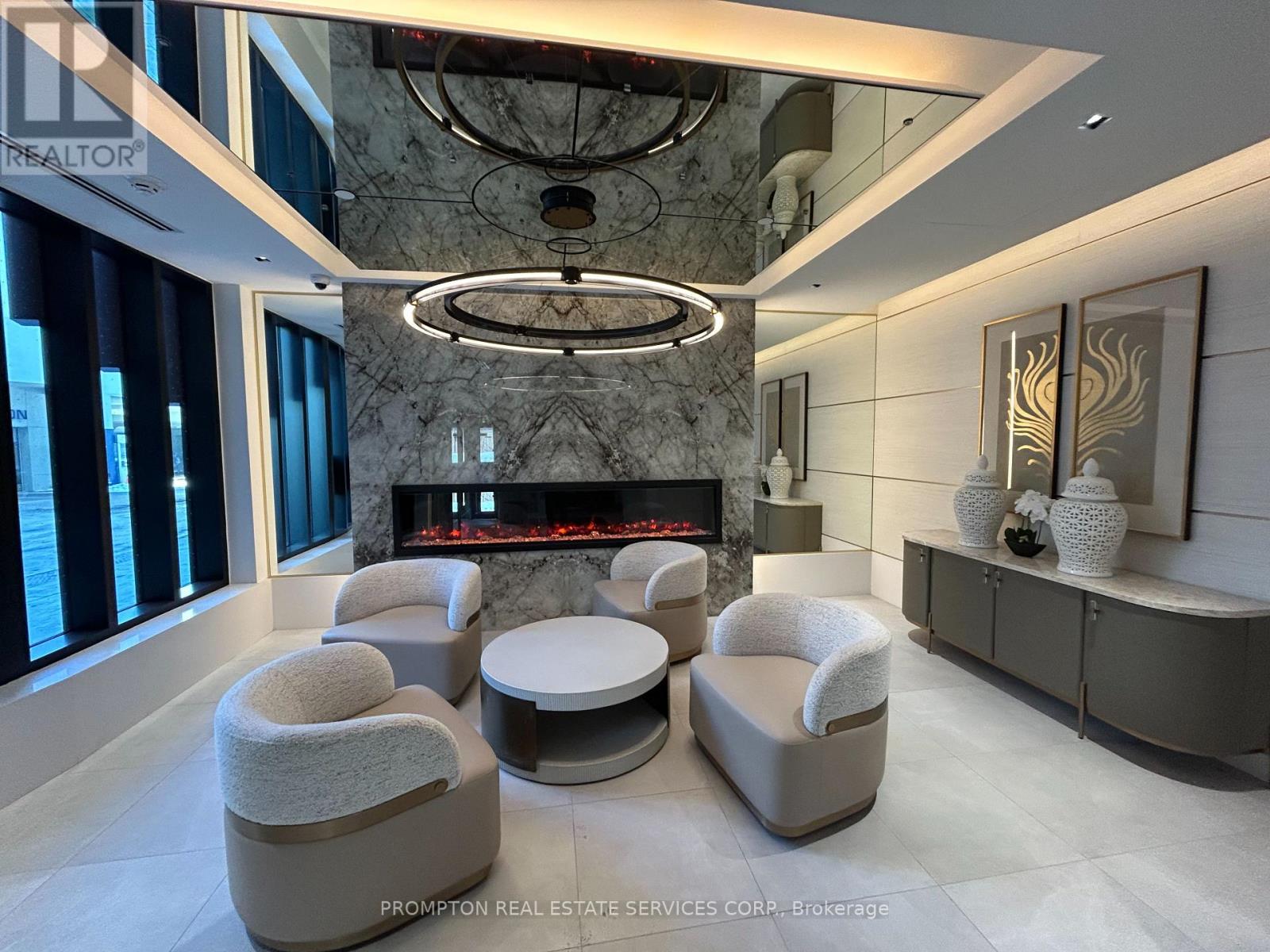 1502 - 5858 YONGE STREET, Toronto, Ontario