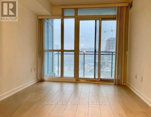 841 - 15 Iceboat Terrace, Toronto, Ontario  M5V 4A5 - Photo 4 - C12754696