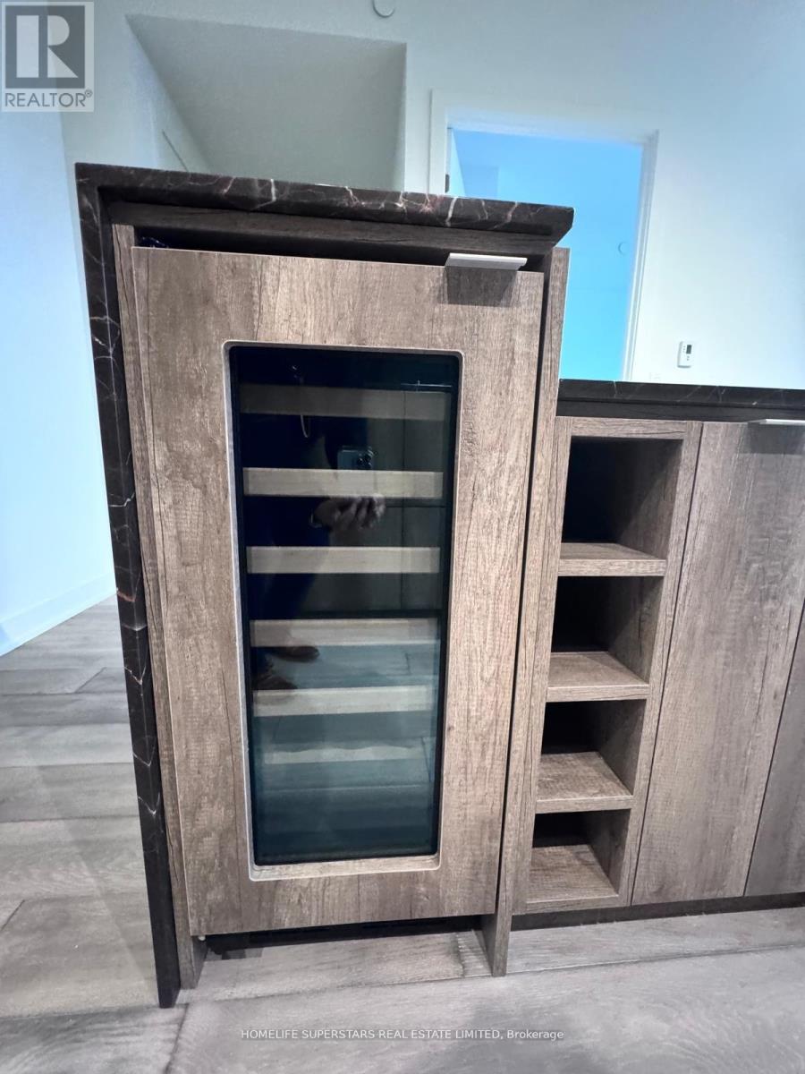 1301 - 11 Yorkville Avenue, Toronto, Ontario  M4W 1L2 - Photo 15 - C12754746