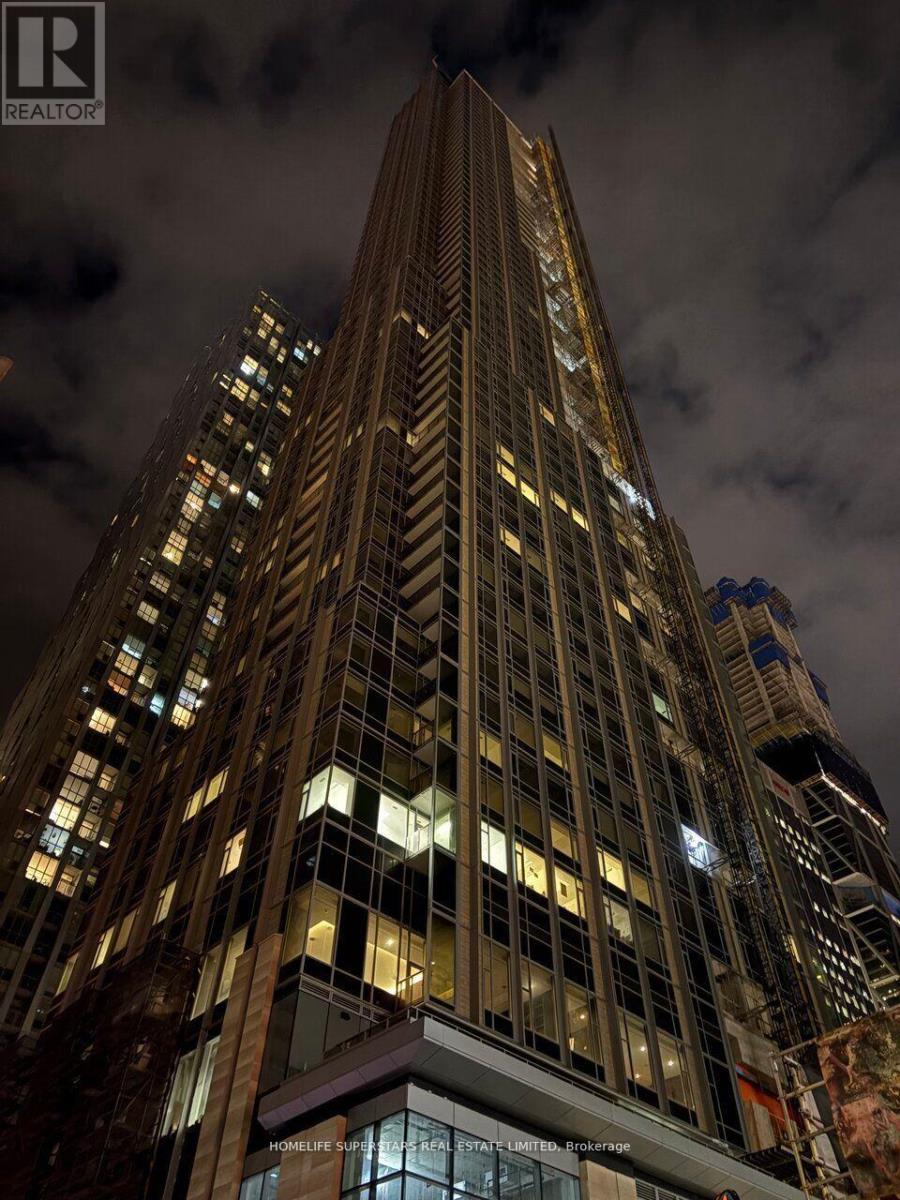 1301 - 11 Yorkville Avenue, Toronto, Ontario  M4W 1L2 - Photo 2 - C12754746
