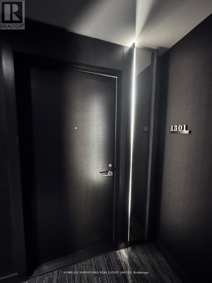 1301 - 11 Yorkville Avenue, Toronto, Ontario  M4W 1L2 - Photo 8 - C12754746