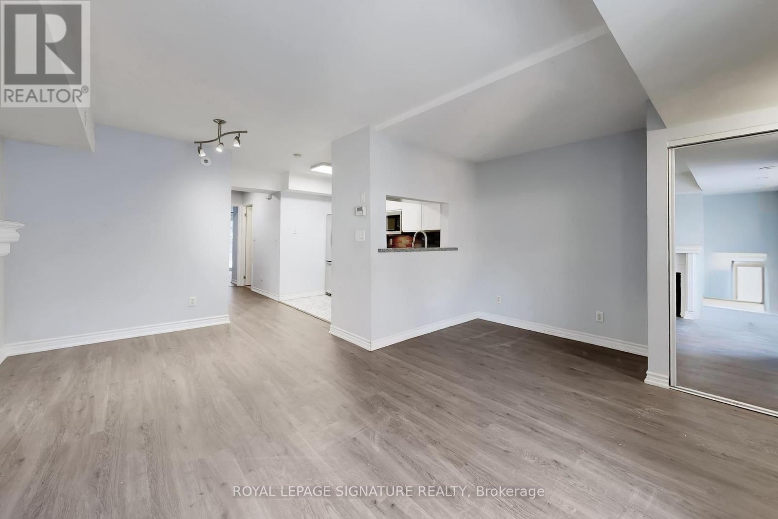 1563 - 5 Everson Drive, Toronto, Ontario  M2N 7C3 - Photo 10 - C12754788