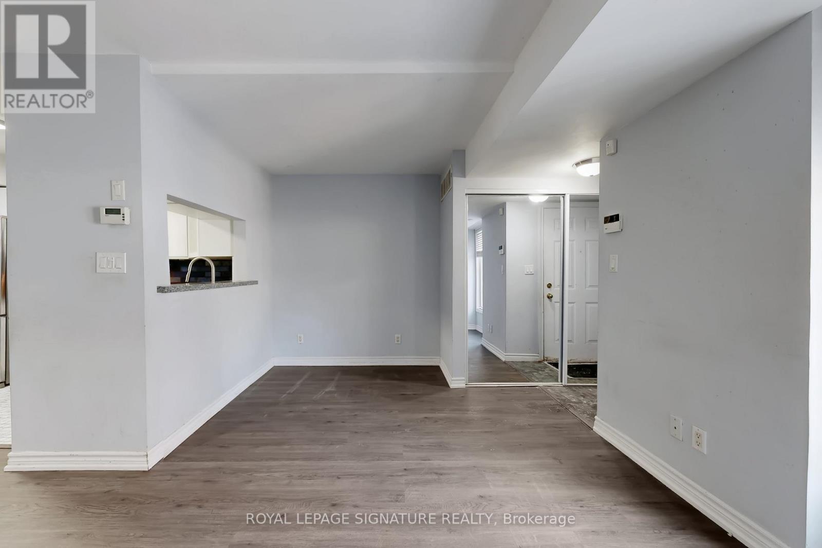 1563 - 5 Everson Drive, Toronto, Ontario  M2N 7C3 - Photo 11 - C12754788