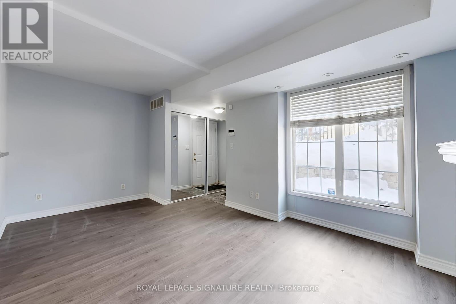 1563 - 5 Everson Drive, Toronto, Ontario  M2N 7C3 - Photo 12 - C12754788