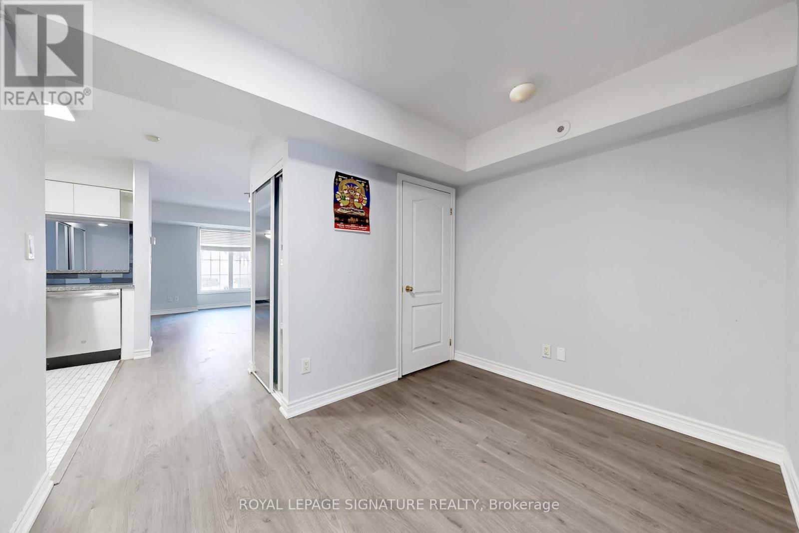 1563 - 5 Everson Drive, Toronto, Ontario  M2N 7C3 - Photo 21 - C12754788