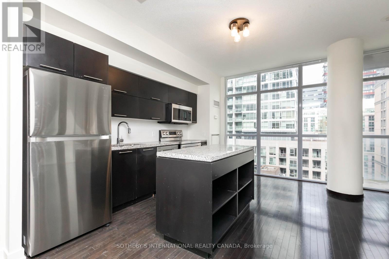 1117 - 21 Nelson Street, Toronto, Ontario  M5V 1T8 - Photo 8 - C12754792