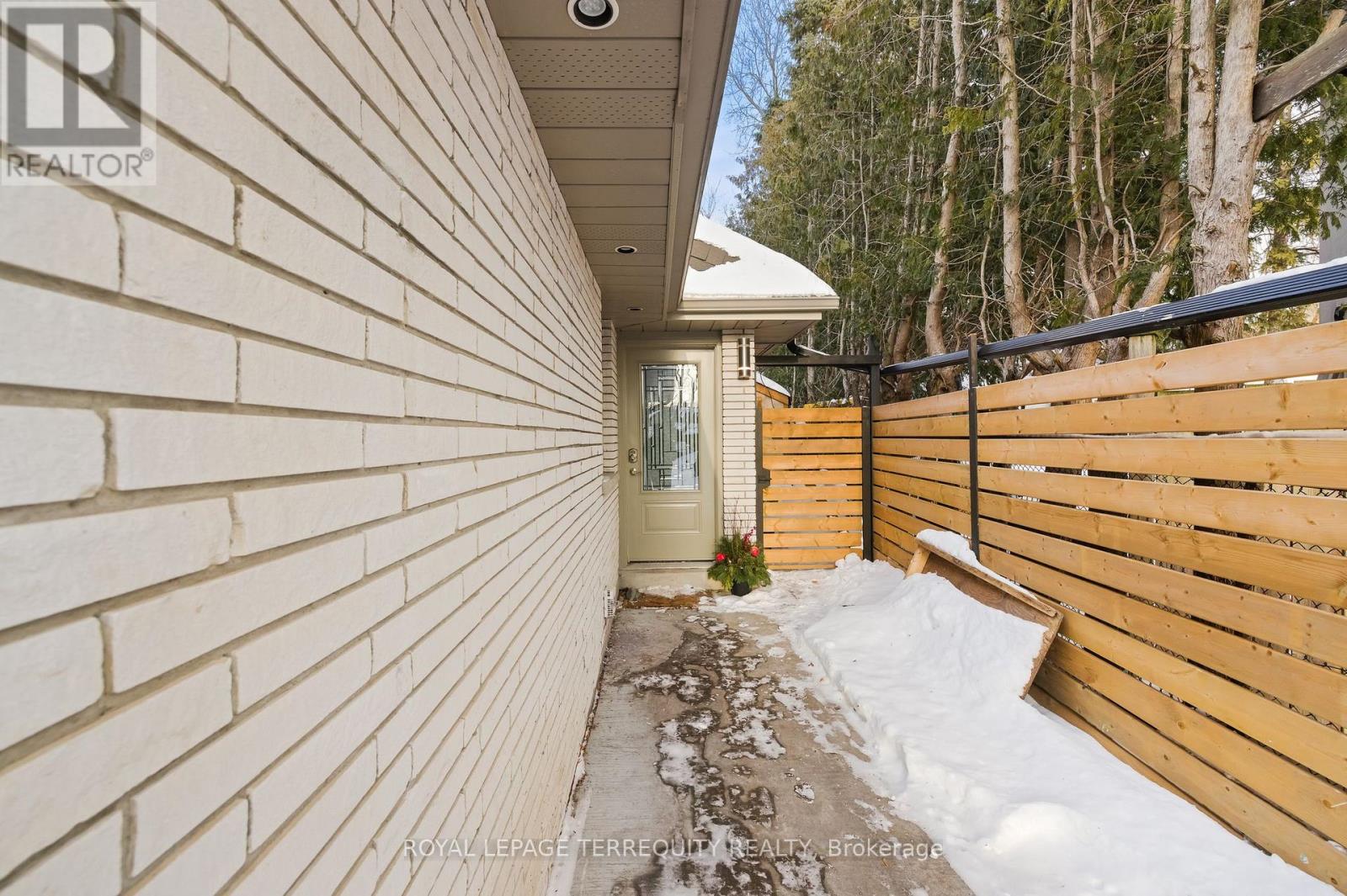 818 Kates Lane, Pickering, Ontario  L1V 2Z2 - Photo 23 - E12754818