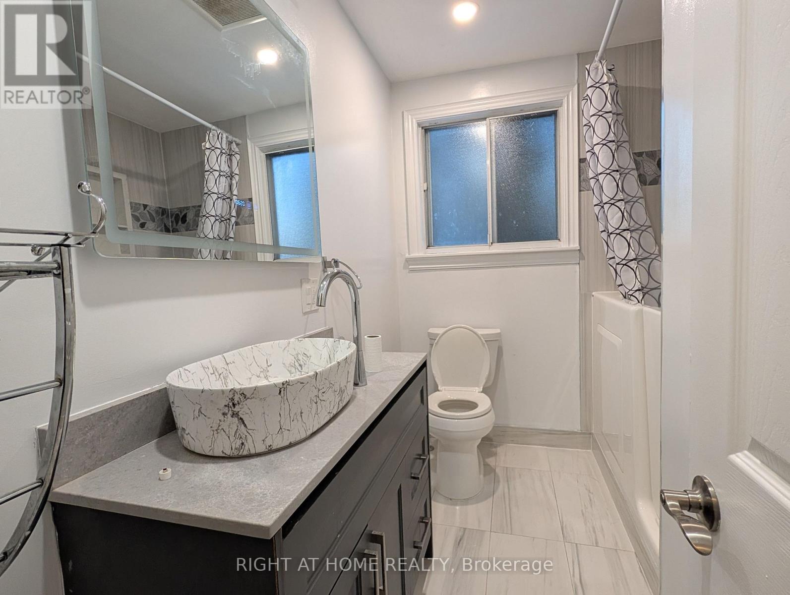 9 Hiley Avenue, Ajax, Ontario  L1S 6H3 - Photo 12 - E12754822