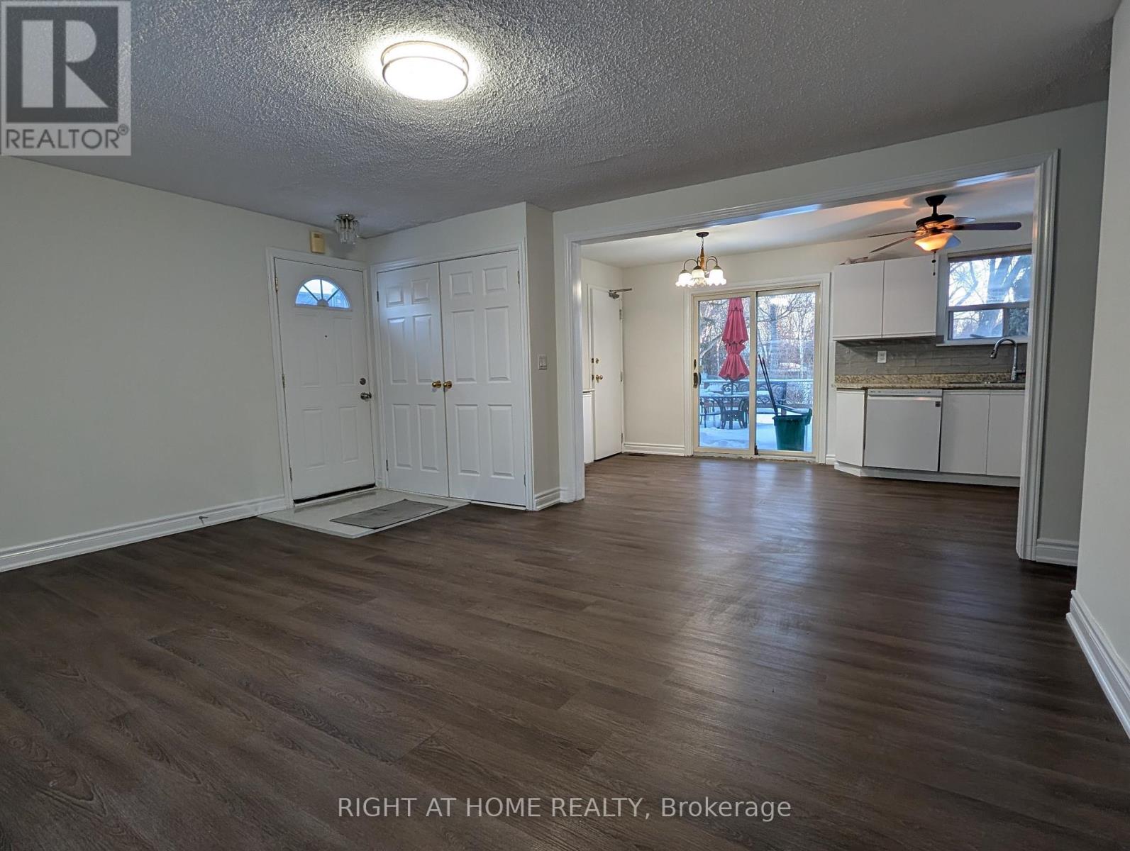 9 Hiley Avenue, Ajax, Ontario  L1S 6H3 - Photo 5 - E12754822