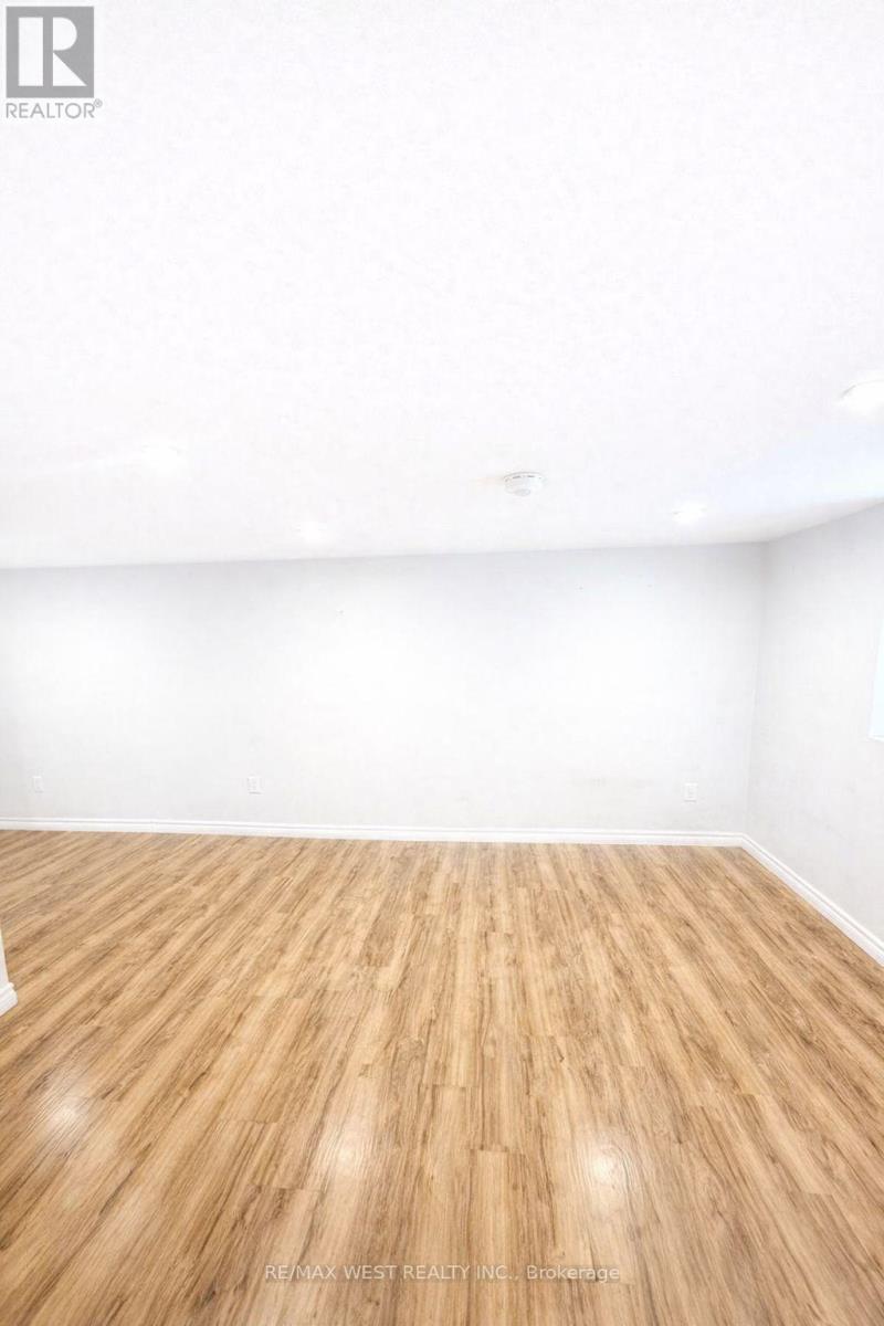 106 Bell Drive, Whitby, Ontario  L1N 2T2 - Photo 4 - E12754858