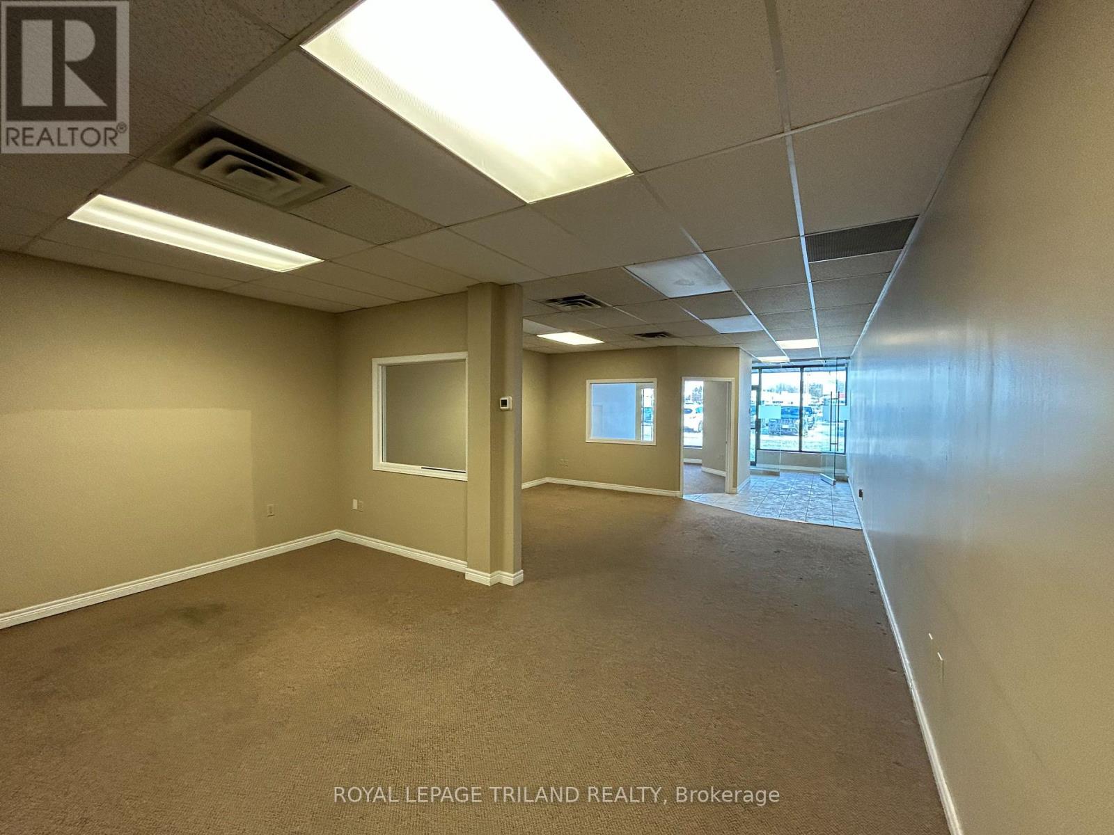 17 - 99 Belmont Drive, London South, Ontario  N6J 4K2 - Photo 6 - X12422132