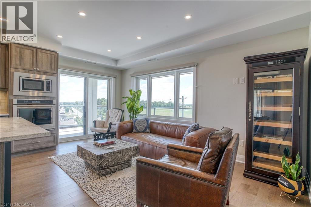 245 Grey Silo Road Unit# 403, Waterloo, Ontario  N2K 0G6 - Photo 8 - 40802716