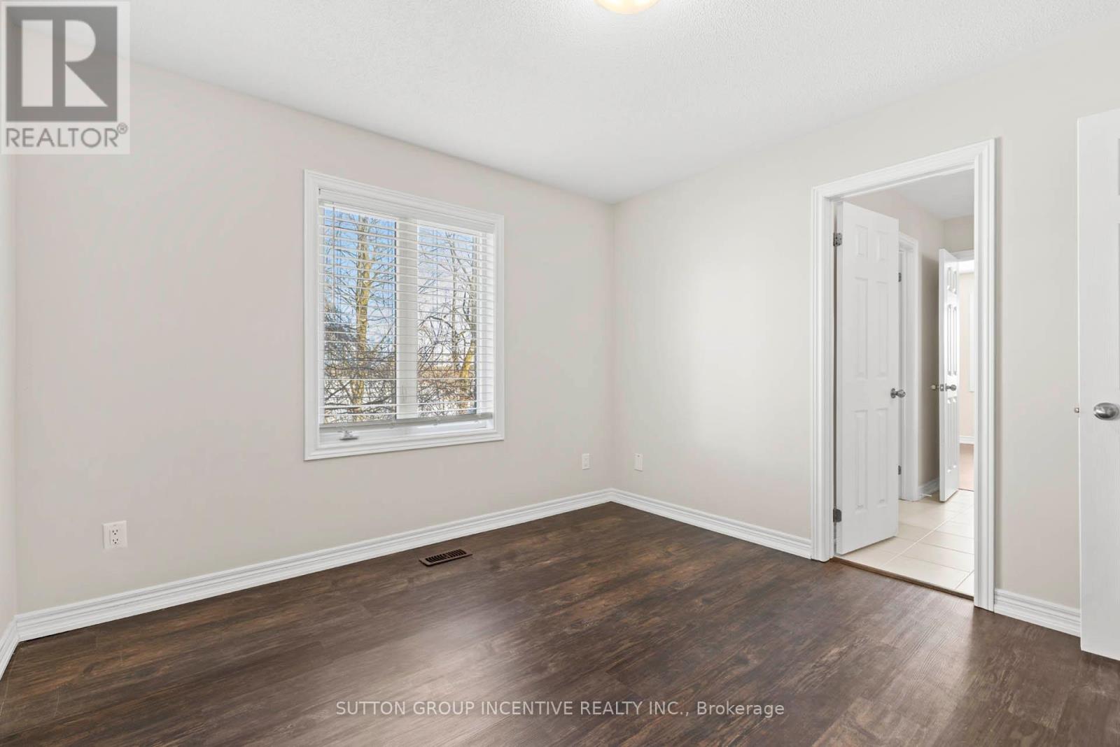 1252 Bardeau Street, Innisfil (Lefroy), Ontario  L0L 1W0 - Photo 25 - N12754780