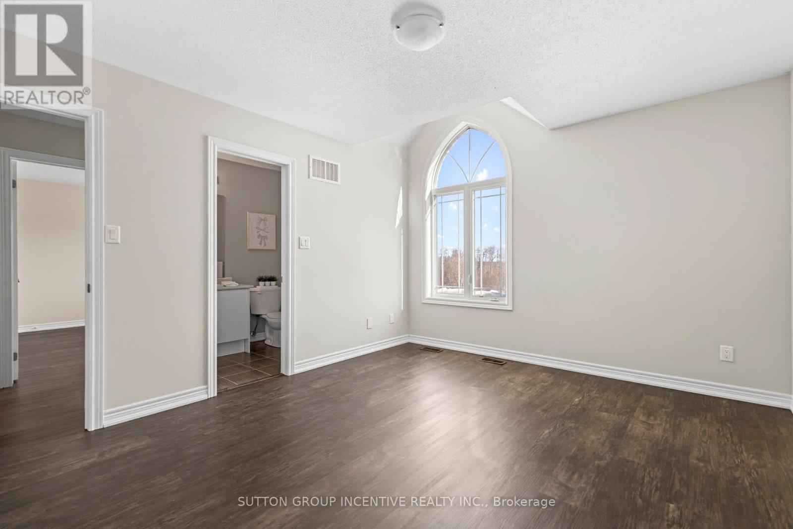 1252 Bardeau Street, Innisfil (Lefroy), Ontario  L0L 1W0 - Photo 32 - N12754780