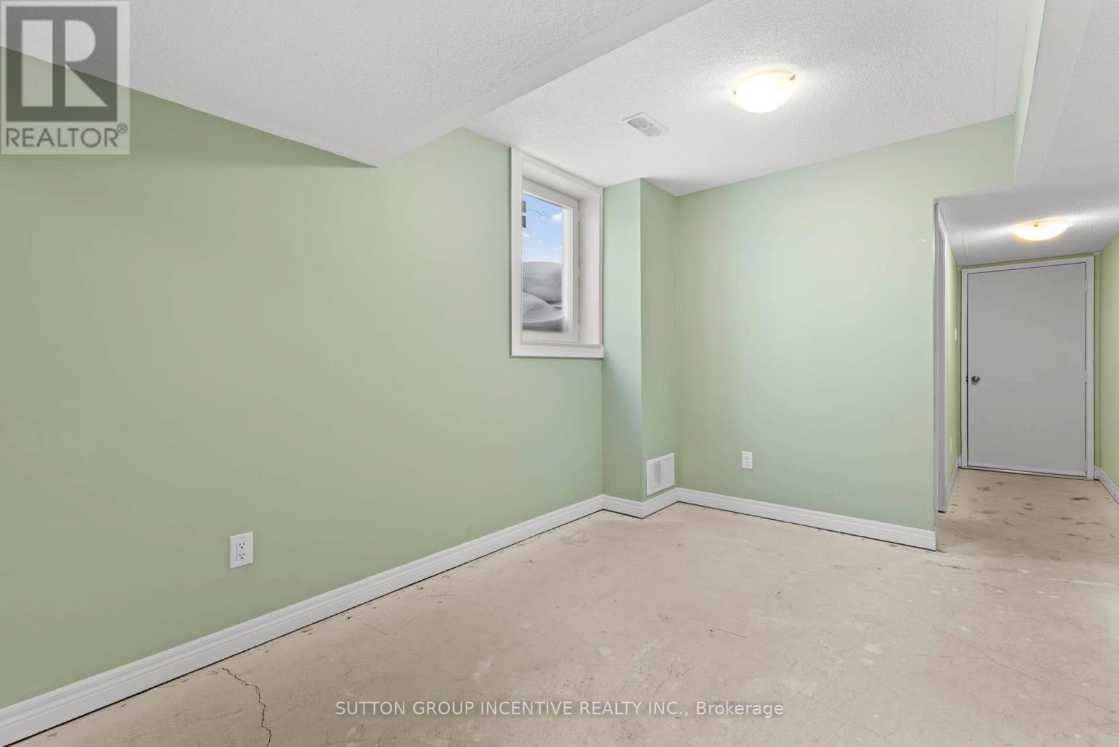 1252 Bardeau Street, Innisfil (Lefroy), Ontario  L0L 1W0 - Photo 37 - N12754780