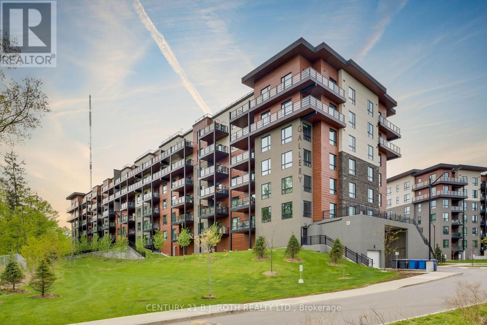 403 - 302 ESSA ROAD, Barrie, Ontario